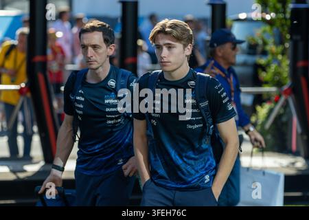 Monza, Italie. 04 sep., 2026. Luke Browning (GBR) pilote de réserve de l’équipe Atlassian Williams F1 lors du Grand Prix d’Italie Pirelli de Formule 1 2026 sur l’Autodromo Nazionale Monza à Monza, Italie. Manche 15 sur 24 du Championnat du monde de Formule 1 de la FIA 2026, organisé du 4 au 6 septembre 2026. L’Autodromo Nazionale Monza, le Temple de la vitesse, est le circuit le plus rapide du calendrier et la maison des tifosi. Crédit : AVENS-IMAGES.COM/Alamy Live News Banque D'Images
