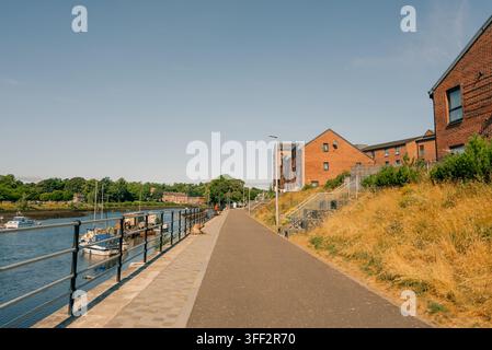 Estuaire de la rivière Exe à marée basse près de l'historique Topsham dans le Devon, Angleterre, Royaume-Uni - 4 septembre 2026. Photo de haute qualité Banque D'Images