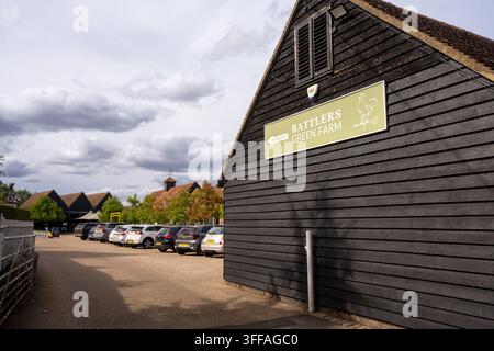 Panneau sur l'extrémité du pignon de la grange à l'entrée de la ferme Battlers Green Banque D'Images