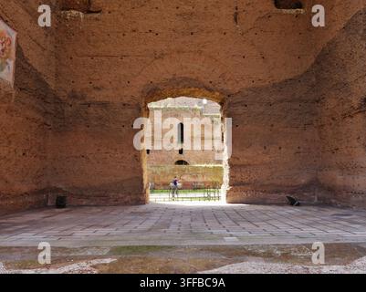 Frigidarium des Terme di Caracalla/Bains de Caracalla, Rome, Lazio, Italie, avril 2024 Banque D'Images