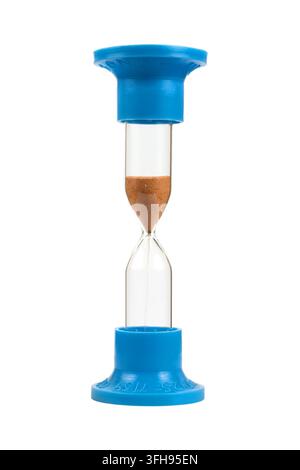 Sablier médical sur fond blanc. Sablier de table pour mesurer 5 minutes. Banque D'Images