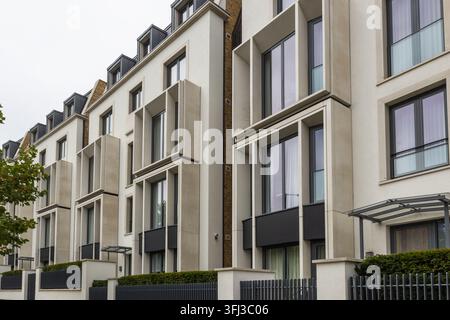 Façade extérieure d'une maison de ville de luxe Banque D'Images