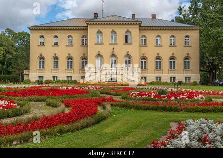 Palais épiscopal de Pelplin – Résidence historique des évêques de Pelplin Banque D'Images