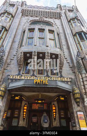 Pays-Bas, Amsterdam, Pathe Tuschinski Theatre, entrée, façade Banque D'Images