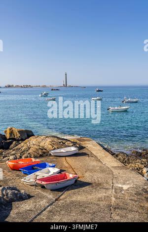 La France, Finistère, Plouguernau, la Vierge des îles de l'archipel de Lilia, le phare de l'Île Vierge, le plus haut phare d'Europe avec une hauteur de 82,5 mètres Banque D'Images