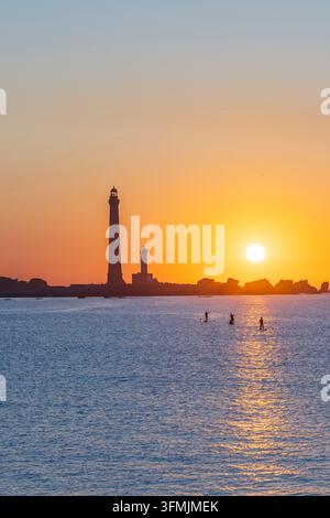 La France, Finistère, Plouguernau, la Vierge des îles de l'archipel de Lilia, le phare de l'Île Vierge, le plus haut phare d'Europe avec une hauteur de 82,5 mètres Banque D'Images