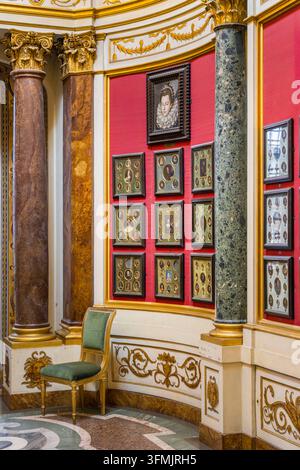 Italie, Toscane, Florence, inscrite au patrimoine mondial par l'UNESCO, musée Galleria degli Uffizi (Galerie des Offices), Cabinet des miniatures Banque D'Images