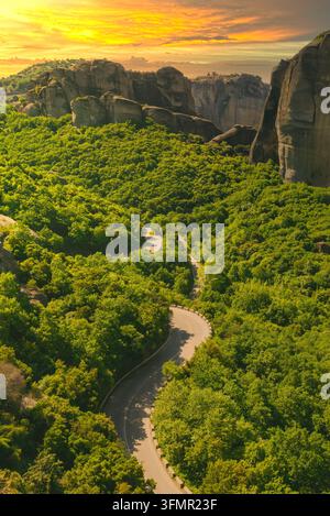 Vue aérienne d'une vallée verdoyante Banque D'Images