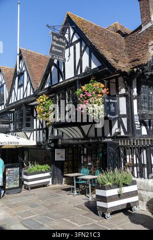 The Weavers, St Peters Street, Canterbury, Kent, septembre 2026 Banque D'Images