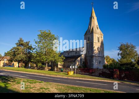 Église paroissiale de Sainte-Marie la Vierge, Wansford Banque D'Images