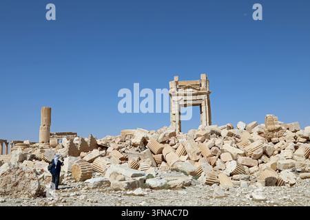 Ruines détruites du temple romain de Bel à Palmyre qui a été détruit par l'État islamique en 2015 Banque D'Images