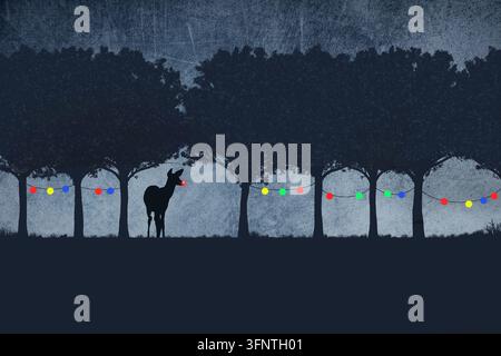 Un cerf au nez rouge est vu avec une rangée d'arbres décorés de lumières de Noël. Banque D'Images