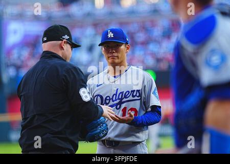 Yoshinobu Yamamoto, (Dodgers) Lanceur partant Yoshinobu Yamamoto 6 oct. 2026 - Baseball : MLB National League Division Series Atlanta Braves vs. Los Angeles Dodgers Lieu : Truist Park (Cumberland, Géorgie, États-Unis) Crédit : Creative 2/AFLO/Alamy Live News Banque D'Images