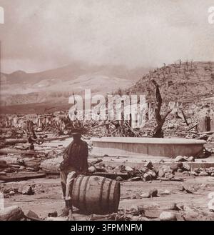 Photo d’archive de la Fontaine, Place Bertin, autrefois cœur battant de la ville, Saint-Pierre, Martinique, F.W.I. (1903) Banque D'Images
