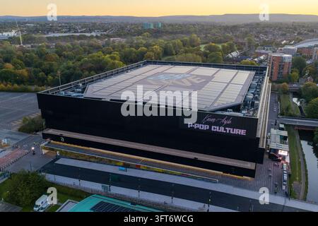 Vue aérienne de la Co-op Live Arena à l'aube à Manchester Banque D'Images