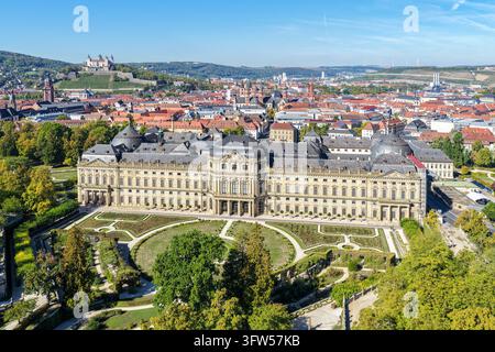 Photo vue aérienne du château de la Résidence de Wurzbourg, palais royal, vue du dessus à Wurzbourg, Allemagne Banque D'Images