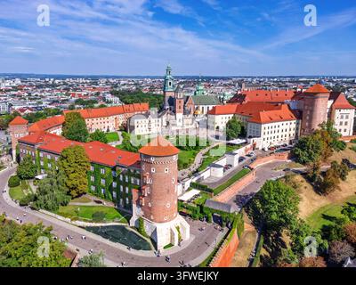 Cracovie, Pologne. Le château royal du Wawel. Vue aérienne du château. Banque D'Images
