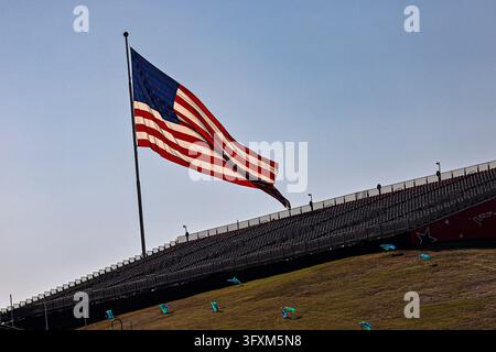 AUSTIN, États-Unis. 10 févr., 2026. 22 OCTOBRE : Le drapeau des États-Unis pendant le week-end du Grand Prix des États-Unis MSC Cruises de Formule 1 2026 sur le Circuit of the Americas le 22 octobre 2026 à Austin, États-Unis. (Photo par Alessio De Marco/Sipa USA) (Photo par Alessio De Marco/Sipa USA) Crédit : Sipa USA/Alamy Live News Banque D'Images