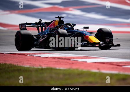 Austin, États-Unis. 23 octobre 2026. Max Verstappen (Pays-Bas) (Oracle Red Bull Racing) lors de la séance d'entraînement libre 1 du Grand Prix des États-Unis de Formule 1 2026 sur le Circuit of the Americas. (Photo de Luca Martini/SOPA Images/Sipa USA) Credit: Sipa USA/Alamy Live News Banque D'Images