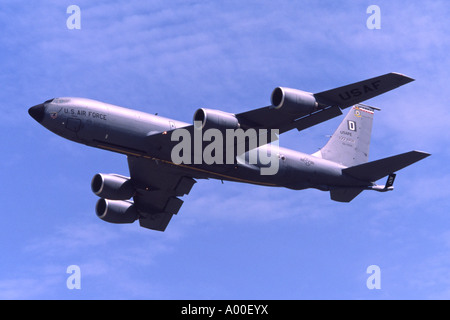 Boeing KC-135R Stratotanker exploités par l'US Air Force escalade de RAF Fairford Banque D'Images