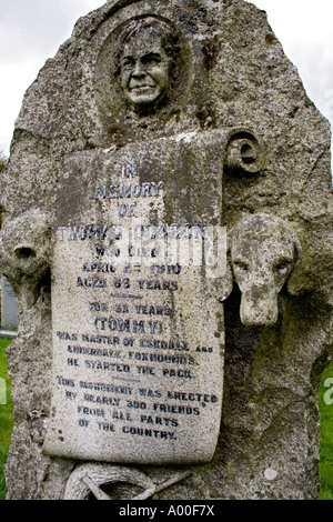 Pierre tombale à St Catherines Église Paroissiale Eskdale Cumbria England Banque D'Images