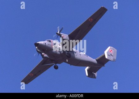 Le PZL Mielec M-28 Bryza exploités par la marine polonaise escalade après le décollage à Fairford RIAT Banque D'Images