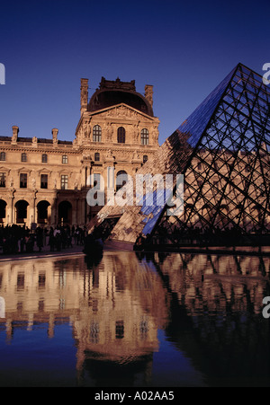 France, Paris, Musée du Louvre (Musée du Louvre), pyramide de verre Banque D'Images
