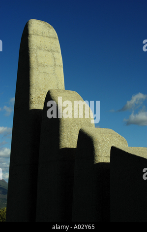 La langue afrikaans Taal monument se trouve sur le versant sud de Paarl Rock Banque D'Images