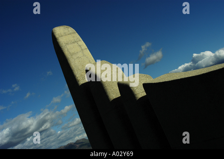 La langue afrikaans Taal monument se trouve sur le versant sud de Paarl Rock Banque D'Images