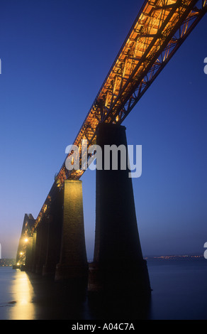 Le Forth Rail Bridge en Ecosse Banque D'Images