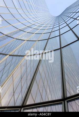 Skyscraper, low angle view, résumé Banque D'Images