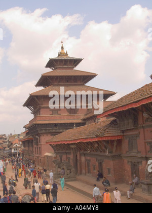 PATAN NÉPAL Novembre à bas sur le Digutale Temple et Palais Royal de Durbar Square Banque D'Images