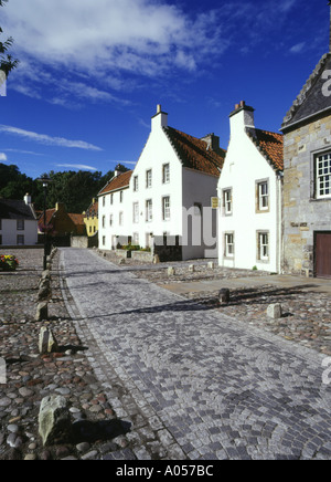 FIFE CULROSS dh maisons chaulées cobble street village ecosse pantiled uk Banque D'Images