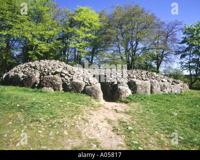 dh Balnuaran de Clava CLAVA INVERNESSSHIRE âge de bronze enterrement monticule chamberé cairn cairns royaume-uni néolithique cimetière de chambre d'écosse Banque D'Images