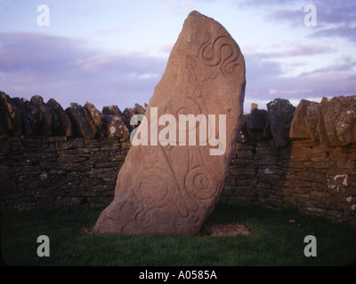 Dh ABERLEMNO PICTE ANGUS croix en pierre dalle avec marquages sculpté Banque D'Images