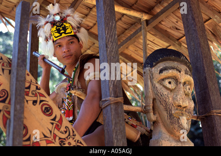 Village Culturel de Sarawak, Orang Ulu Warrio Banque D'Images