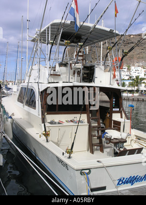 Bateau de pêche dans une marina à Gran Canaria Banque D'Images