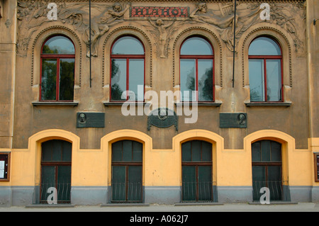 Hôtel particulier décoré le long de la rue Masarykovo Nabrezi Nove Mesto de Prague République Tchèque Banque D'Images