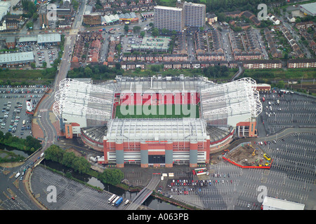 Vue aérienne de Manchester United Football Club, également connu sous le nom de Old Trafford, foyer de la Red Devils, Man U, United Banque D'Images