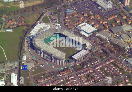 Vue aérienne du stade de Twickenham, l'accueil de Rugby Football Union européenne à Londres. Il est également connu comme Twickers & the Cabbage Patch Banque D'Images