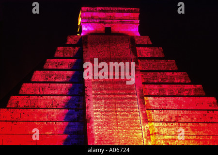 Pyramide de Kukulcán Chichen Itza au Mexique Banque D'Images