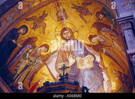 Cathédrale, intérieur, plafond en mosaïque Banque D'Images