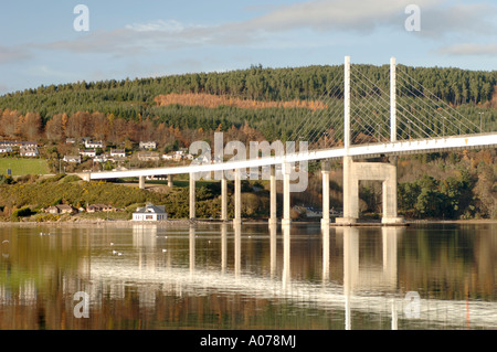 Pont Kessock Inverness, enjambant le Moray Firth donnant accès nord sud plus facile par l'A9 Truk Road. XPL 4226-399 Banque D'Images