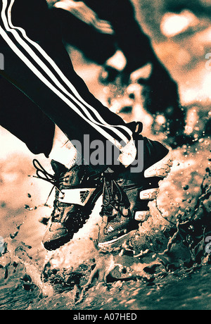 Ville, au dévouement, à l'horizontale, Blurred Motion, en plein air, scène urbaine, 30-34 ans, Close-Up, Tête et épaules, cheveux blonds, Ca Banque D'Images