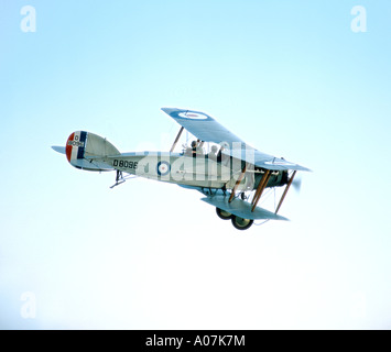 Bristol F2b fighter biplan de la PREMIÈRE GUERRE MONDIALE flying in UK Banque D'Images