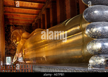 Le Bouddha couché du Wat Pho Bangkok 7 Banque D'Images