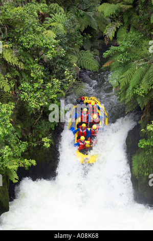 Raft Tutea s Falls Okere, près de Rotorua Nouvelle Zélande Banque D'Images