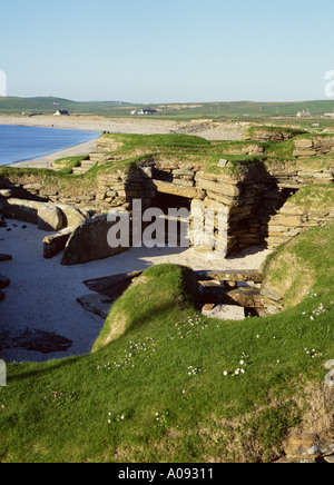 dh Baie de Skaill maison néolithique SKARA BRAE ORKNEY Ecosse Site d'atelier de la salle de pierre préhistorique âge bronze village colonie ruine ruines britanniques Banque D'Images