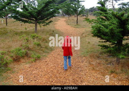 Girl Walking Away, Carmel, Californie, USA Banque D'Images