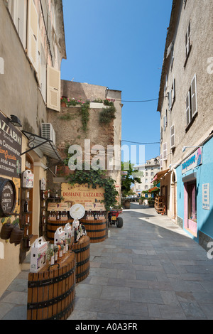 Magasin de vin dans le centre ville, St Florent, Nebbio, Corse, France Banque D'Images